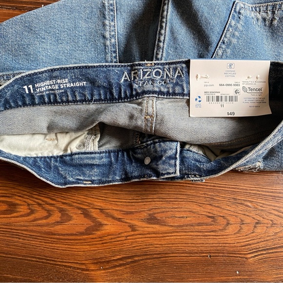 NWT Junior Arizona Jean Co Highest Rise Vintage Straight Sz 11 - Picture 6 of 7